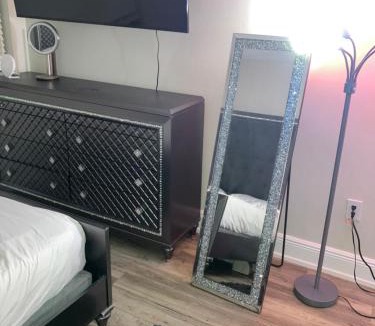 Hollywood Apartment | 2000 a month rent