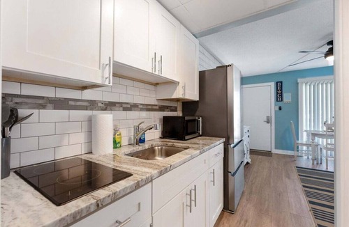 North Wildwood Condo | 203 By The Sea: 1 Bedroom Condo with Two Heated Po