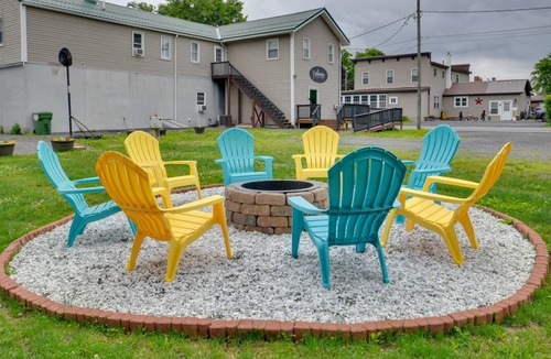 Seneca Falls Apartment | 204 m² Apartment ∙ 3 bedrooms ∙ 10 guests