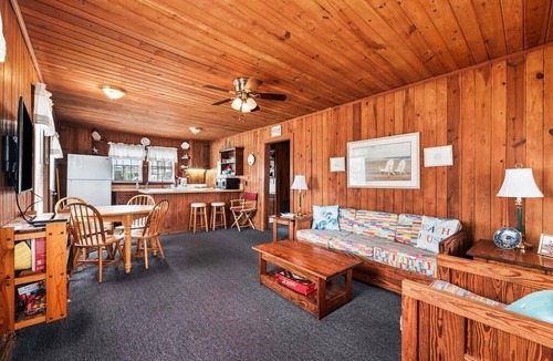 South Nags Head House | 212 - Cute Ocean-Side home in South Nags Head