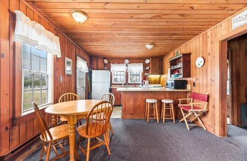 South Nags Head House | 212 - Cute Ocean-Side home in South Nags Head