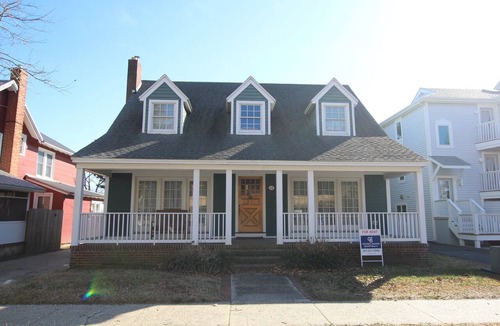 Rehoboth Beach House | 22 Maryland Ave- Family Compound in the Ocean Block of Maryland Avenue, steps from Boardwalk!
