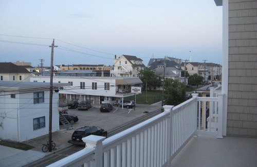 Wildwood Condo | 220 E Poplar Now Booking Senior Weeks at New Rates
