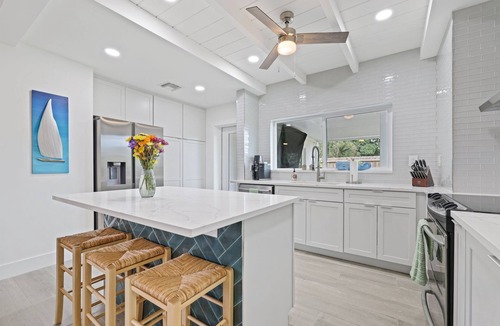 Delray Beach House | 237 | Heated Pool | Putting | Outdoor Living | FreeBee Zone | by DelrayNightly