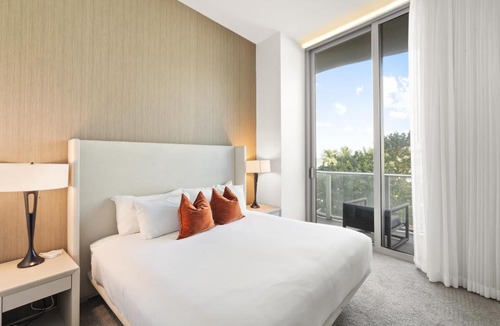 Hollywood South Central Beach Apartment | 25-min to FIFA! Sunset Bliss Resort - Oceanfront apartment with great resort amenities, rooftop pool and hot tub