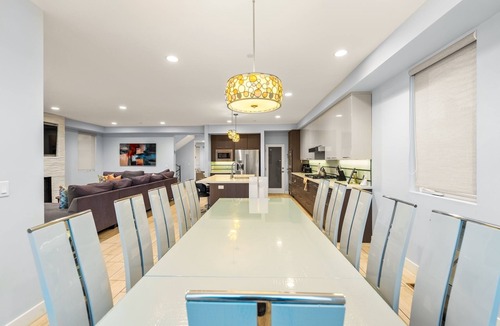 Hollywood Beach House | 25% Off Aug 8-12 Walk 2 Beach, Amazing Ocean View