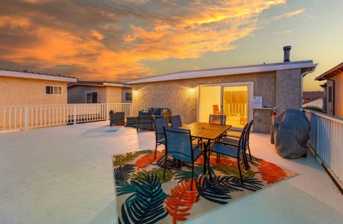 Oxnard Shores House | 25% Off July WkDays Great 4 Families, Walk 2 Beach