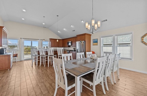 Duck House | 2500 - Cats Pause - Oceanfront Duck Retreat w/Elevator & Views