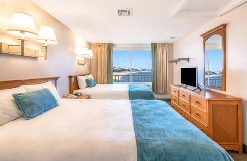 West Yarmouth Apartment | 2BR 2 Bath Admiralty Suite, Green Harbor Resort, Championship Golf - 2 Units