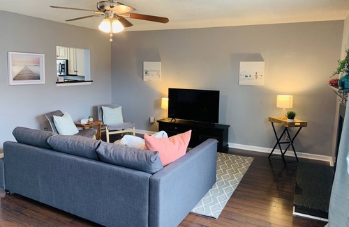 Virginia Beach House | 2BR/2BA beach-chic townhome, short drive to Beach!