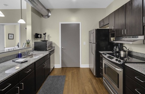 Church Hill House | 2BR at East Marshall Street