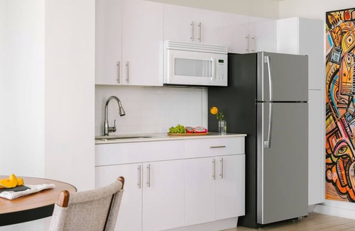 Downtown Hollywood Apartment | 2BR Condos at The Circ by Hosteeva