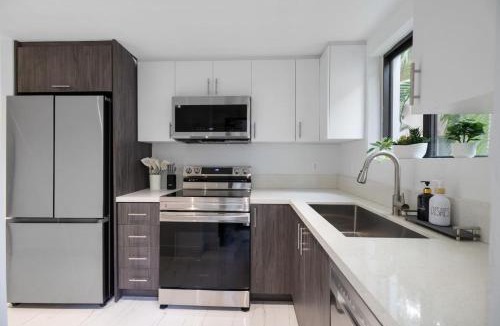 Bay Harbor Islands Apartment | 2BR near Bal Harbour beautiful