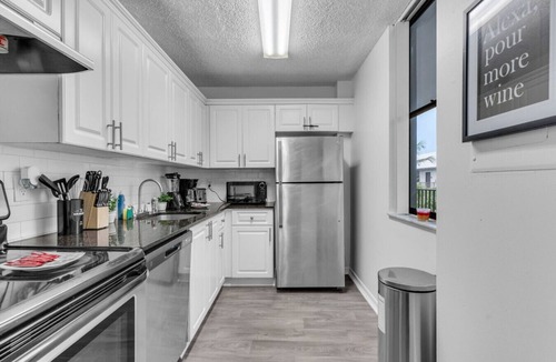 North Miami Apartment | 2BR Near Haulover Beach | Pool + Free Parking