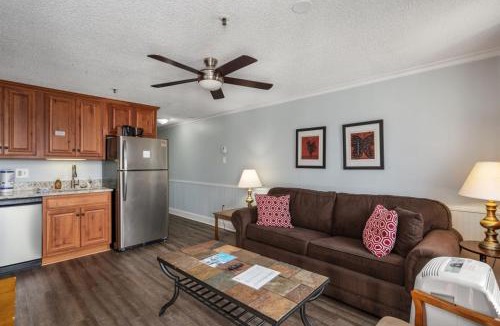 Snowshoe Apartment | 2BR Ski-InOut Condo, Slope View, Snowshoe Resort