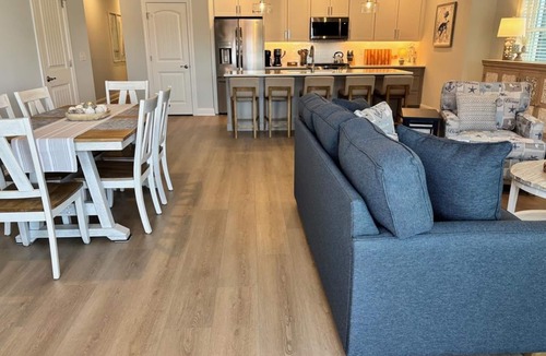 Wildwood Condo | 3-Bed/2.5-Bath Wildwood condo with WiFi, AC, near Beach/Boards/Bars Sleeps 10