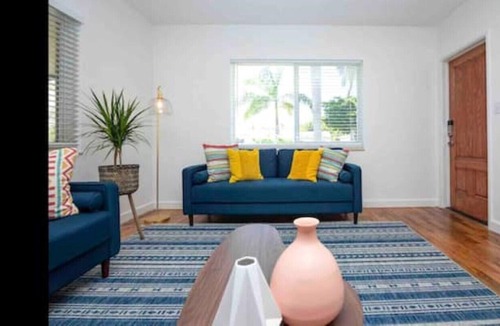 South Lake House | 3 Bed house with pool in Hollywood