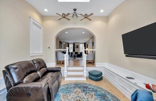 Sandwich House | 3 Bedroom Cape House by Leavetown Vacations