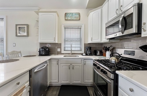 North End Condo | 3-bedroom condo in delightful Ocean City with WiFi, AC