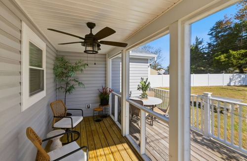 Mosby House | 3-bedroom Family Home Near Airport & Downtown