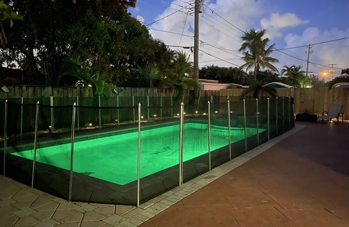 West Little River House | 3-Bedroom Home With Heated Pool And Short Drive To The Beaches.