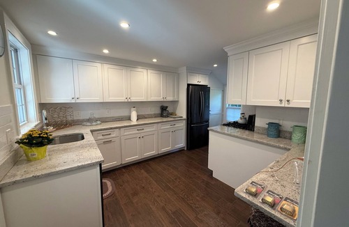 Hyannis House | 3-bedroom house in charming Barnstable with WiFi, AC,Walking distance to Main st