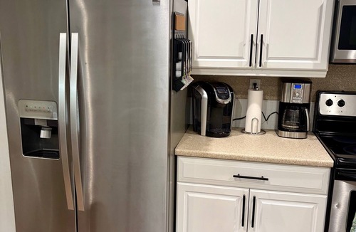 Lake Worth House | 3-bedroom house in charming Greenacres with large covered patio