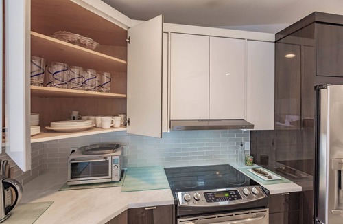 Deerfield Beach House | 3-bedroom house in amazing Deerfield Beach with pool and Jacuzzi