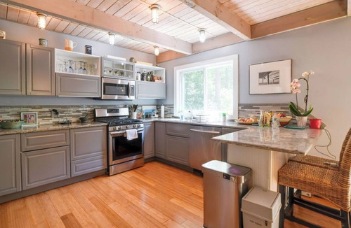 Mashpee House | 3+ bedroom peaceful home 50 yards to private beach. Beautiful gardens
