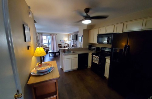 Margate City House | 3-bedroom townhome in pleasant Margate City with AC walk to rest clubs bay beach