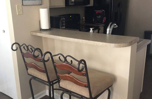 Margate City House | 3-bedroom townhome in pleasant Margate City with AC walk to rest clubs bay beach