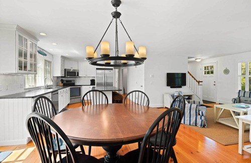 Orleans House | 3 Bicycles Provided! Cape Cod Cottage w/Deck