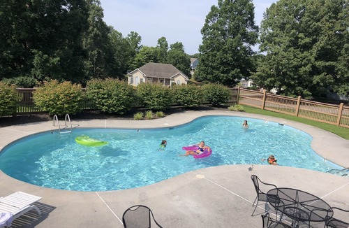 Smith Mountain Lake House | 3 Master Suite, 3 BA spacious townhome on SML with Boat and Slip