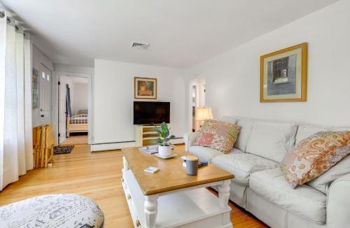 South Yarmouth House | 3 Mi to Beaches: South Yarmouth Gem w/Game Room