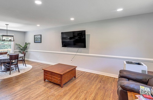 Warsaw House | 3 Mi to Dtwn: Spacious Warsaw Retreat w/Huge Yard