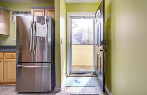 Lewes Apartment | 3 Mi to Savannah Beach: Lewes Condo w/Pool Access