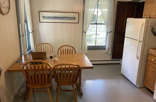 North Falmouth House | 3 minute walk to Megansett Beach. Spacious 4-bedroom Victorian