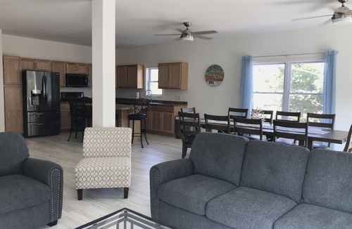 Bethany Beach House | 3- minute walk to Private Lifeguarded Beach