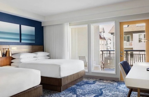 Northeast Virginia Beach Hotel | 3 Sleek Units in the Heart of Virginia! Pool, Near First Landing State Park