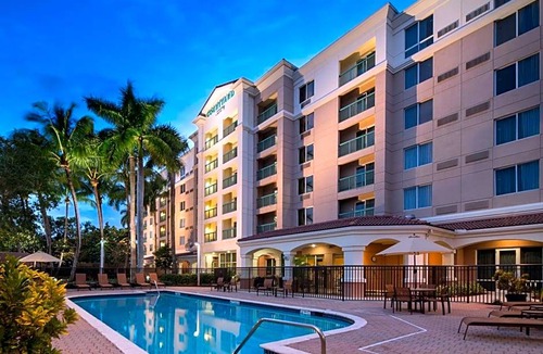 Weston Hotel | 3-Star Hotel ∙ Courtyard by Marriott Fort Lauderdale Weston