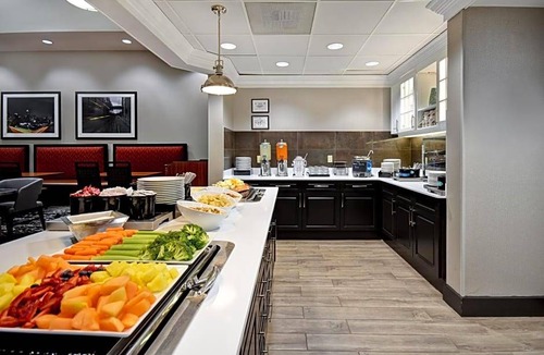 Edgewater Hotel | 3-Star Hotel ∙ Homewood Suites by Hilton Edgewater-NYC Area