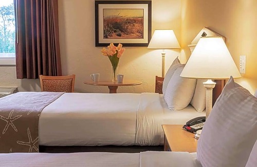 West Yarmouth Hotel | 3-Star Hotel ∙ Bayside Resort Hotel
