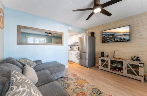North Wildwood Apartment | 301 Ocean Ave, Unit 205 - The Harbor Light