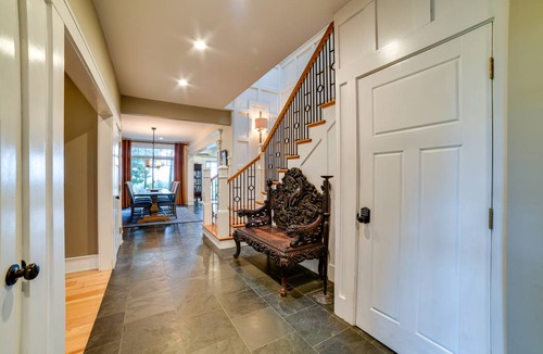 Ithaca House | 306 m² House ∙ 4 bedrooms ∙ 10 guests