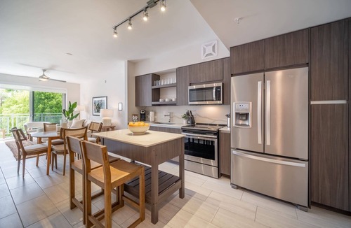 Glenvar Heights Apartment | #308 - Tucker Dadeland