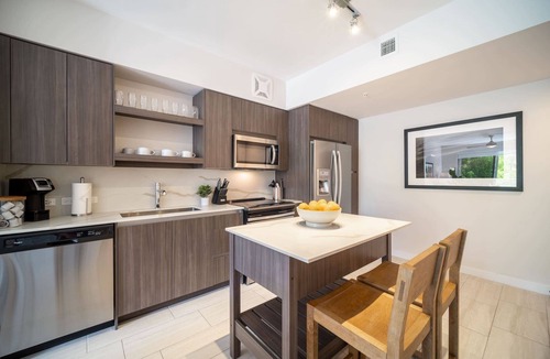 Glenvar Heights Apartment | #308 - Tucker Dadeland