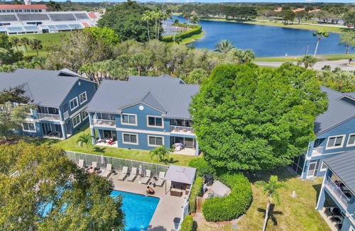 Mission Bay Apartment | 310B - Boca Retreat w/Pool, Parking, Near Evert Tennis & Shops