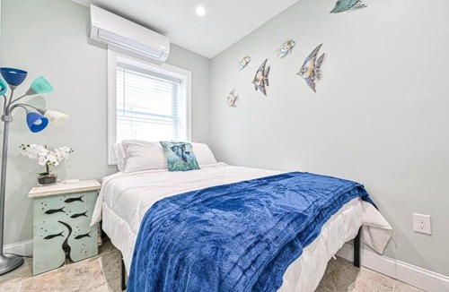 Wildwood Apartment | 318 E Youngs Ave Unit 4 Charming Salty Shore Retreat Your Perfect Getaway