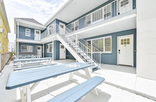 Wildwood Apartment | 318 E Youngs Ave Unit 6 Salty Shore Serenity Beachside Bliss