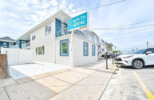Wildwood Apartment | 318 E Youngs Ave Unit 6 Salty Shore Serenity Beachside Bliss